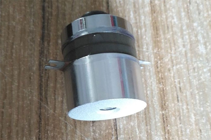 工業(yè)振動(dòng)傳感器的優(yōu)勢是什么，該如何選擇？(圖1)